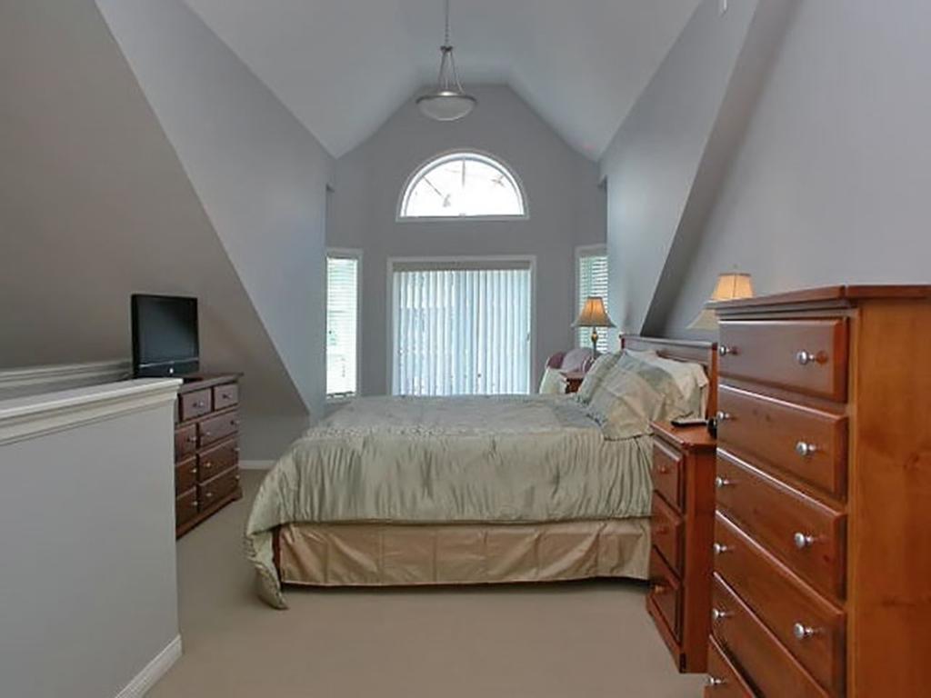 Sunset Waterfront Resort By Kelownacondorentals Chambre photo