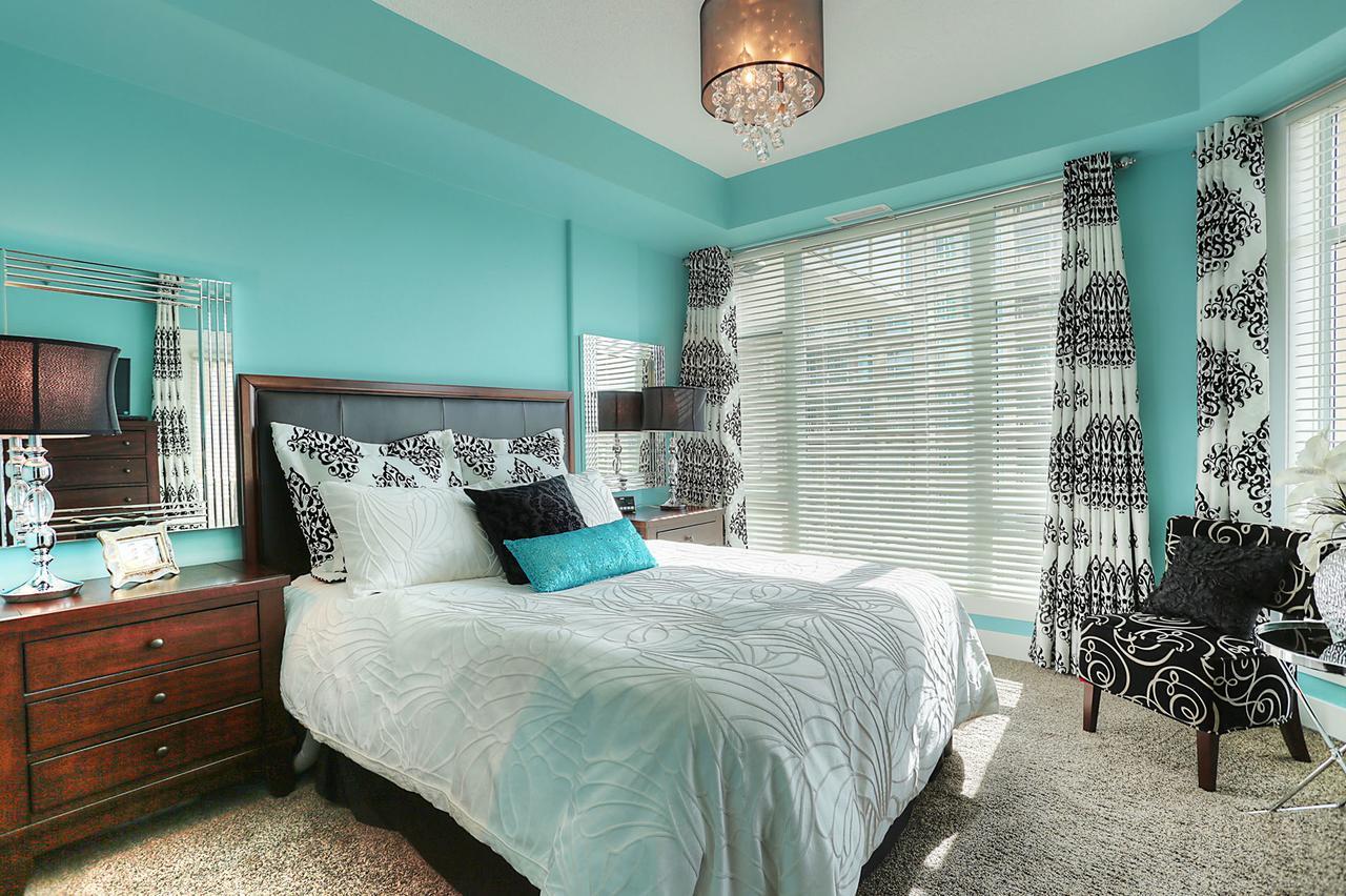 Sunset Waterfront Resort By Kelownacondorentals Extérieur photo
